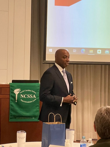 Dr. Anthony Jackson sharing lessons learned from the superintendency to a group of aspiring superintendents Dr. Anthony Jackson sharing lessons learned from the superintendency to a group of aspiring superintendents
